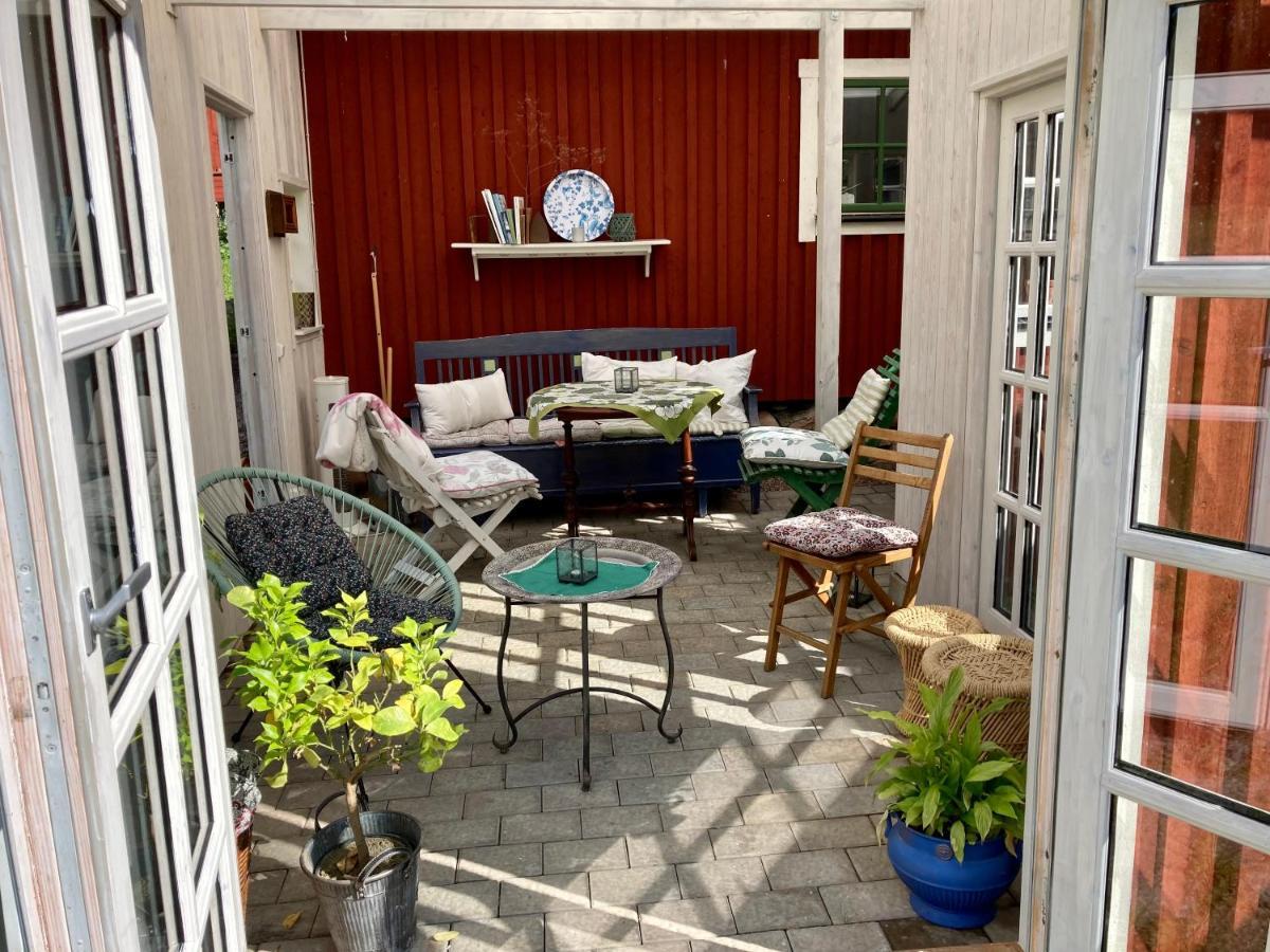 Sjoebacken Gard Bed & Breakfast Lerdala ภายนอก รูปภาพ