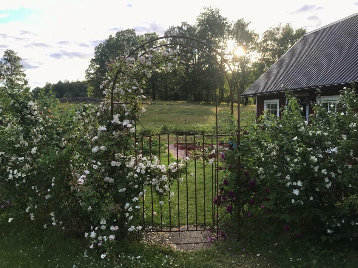 Sjoebacken Gard Bed & Breakfast Lerdala ภายนอก รูปภาพ